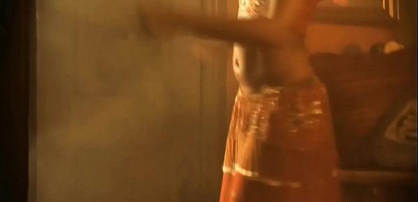 Exposing Her Sensual Beauty For You